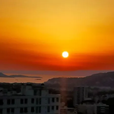 T 2 Calanques Vue Panoramique, A 10 Mn Des Facs De Luminy Appartement Marseilles Buitenkant foto